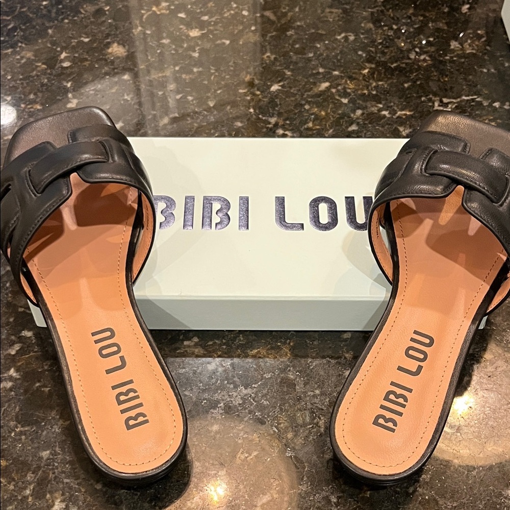 Bibi Lou Women's Black Slide Sandals